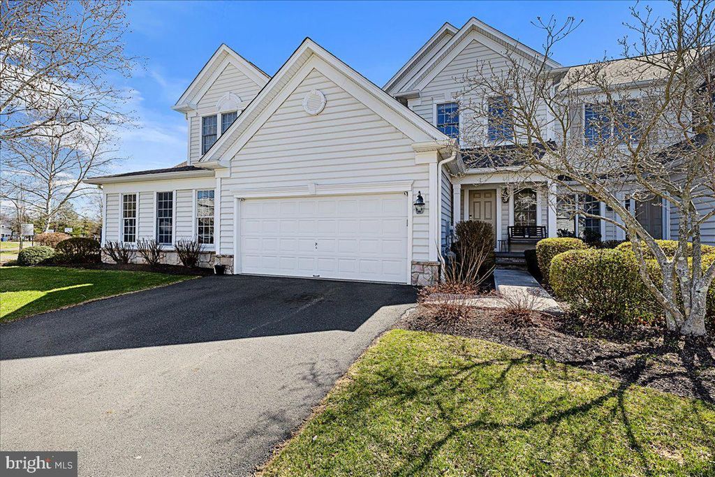 46 MAIDENHEAD RD, Princeton, NJ 08540