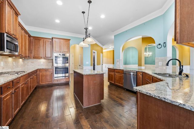 9 Versilia Lane, Simpsonville, SC 29681