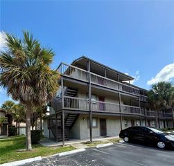 6306 NEWTOWN CIRCLE 6C5, Tampa, FL 33615