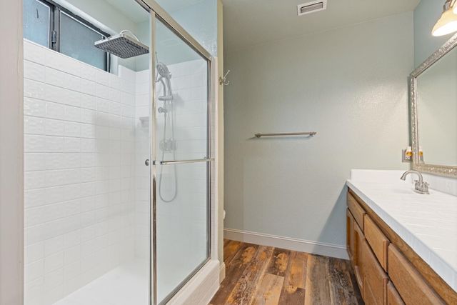 121 Prospector Ct, Folsom, CA 95630