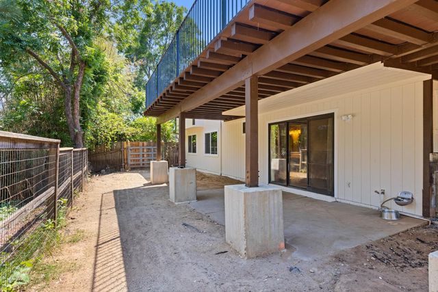 121 Prospector Ct, Folsom, CA 95630