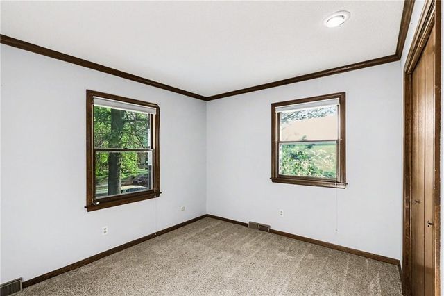 7403 E 134th Terrace, Grandview, MO 64030