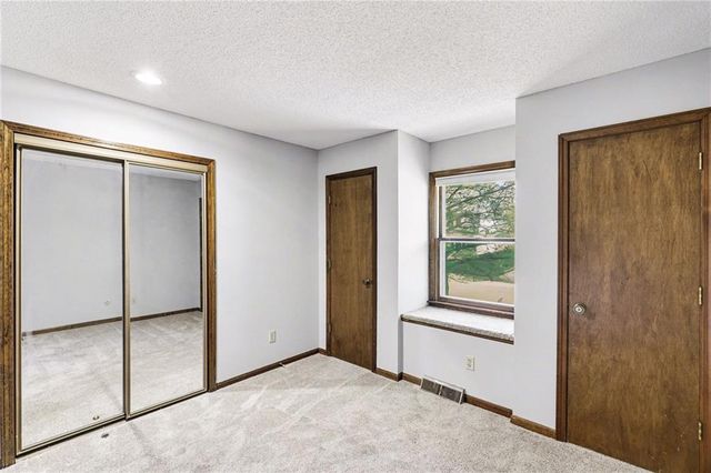 7403 E 134th Terrace, Grandview, MO 64030