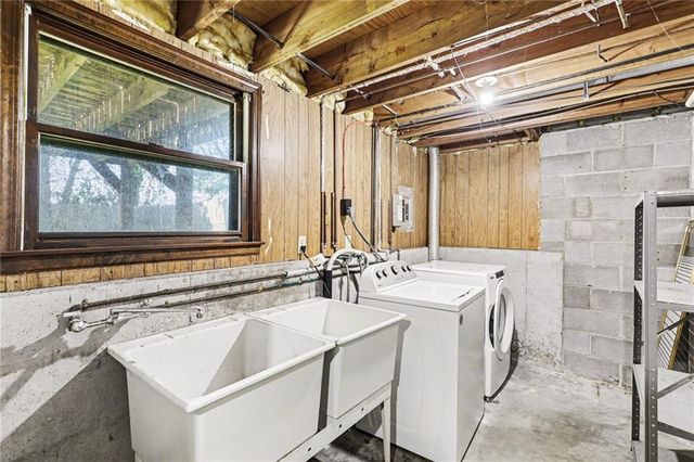 7403 E 134th Terrace, Grandview, MO 64030