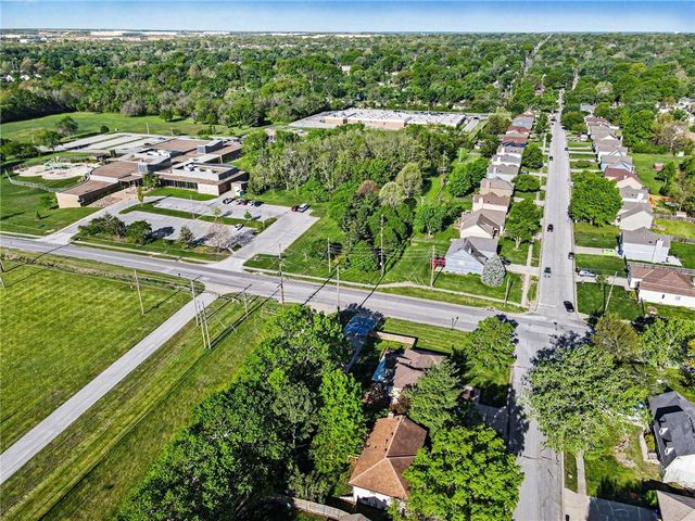 7403 E 134th Terrace, Grandview, MO 64030