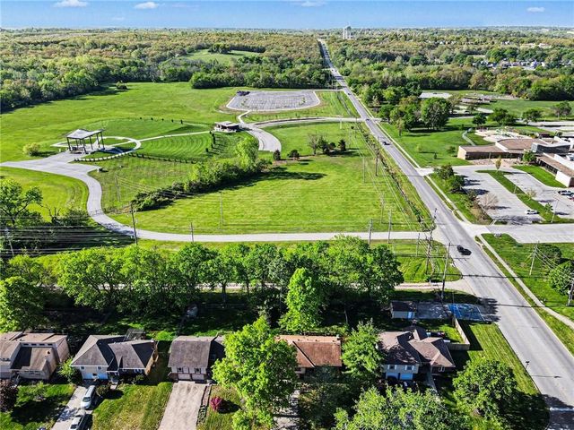 7403 E 134th Terrace, Grandview, MO 64030
