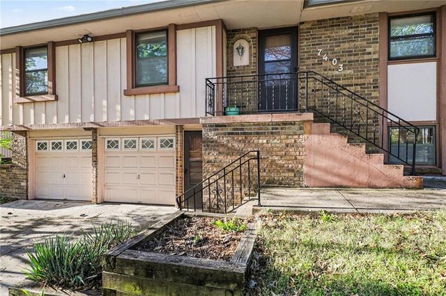 7403 E 134th Terrace, Grandview, MO 64030