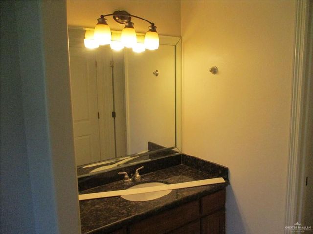 510 Via Sol Drive, Edinburg, TX 78541