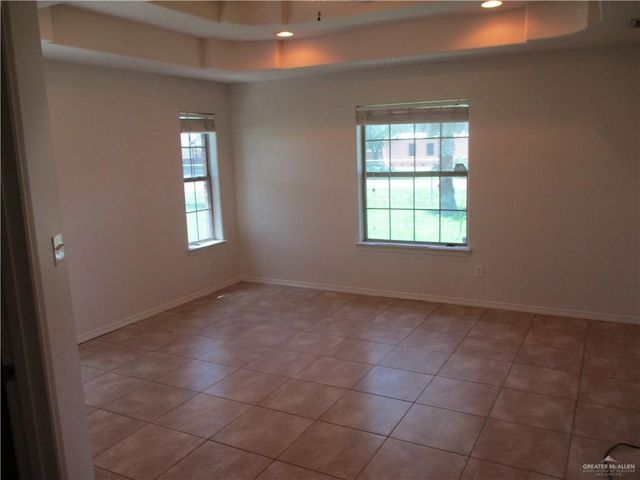 510 Via Sol Drive, Edinburg, TX 78541