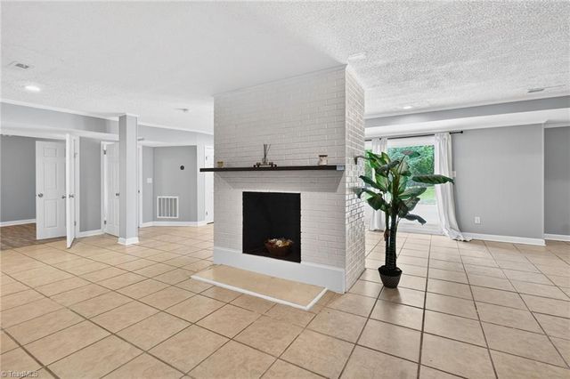 1220 Pennywood Drive, High Point, NC 27265