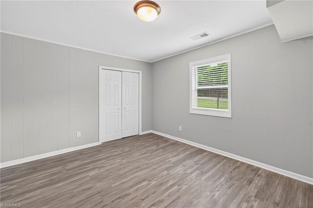 1220 Pennywood Drive, High Point, NC 27265