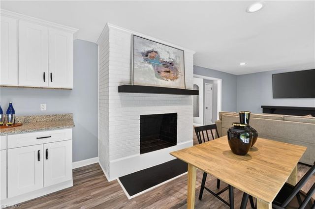 1220 Pennywood Drive, High Point, NC 27265