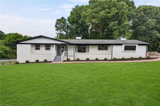 1220 Pennywood Drive, High Point, NC 27265