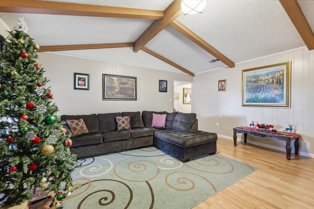 1519 Rocky Point Drive, Lewisville, TX 75077