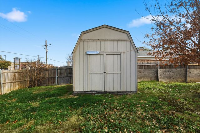 1519 Rocky Point Drive, Lewisville, TX 75077