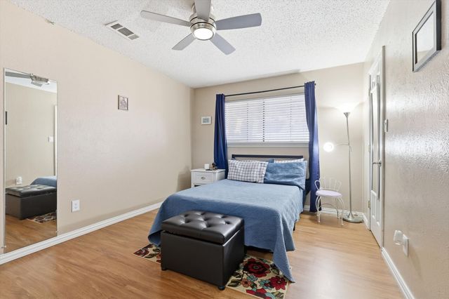 1519 Rocky Point Drive, Lewisville, TX 75077