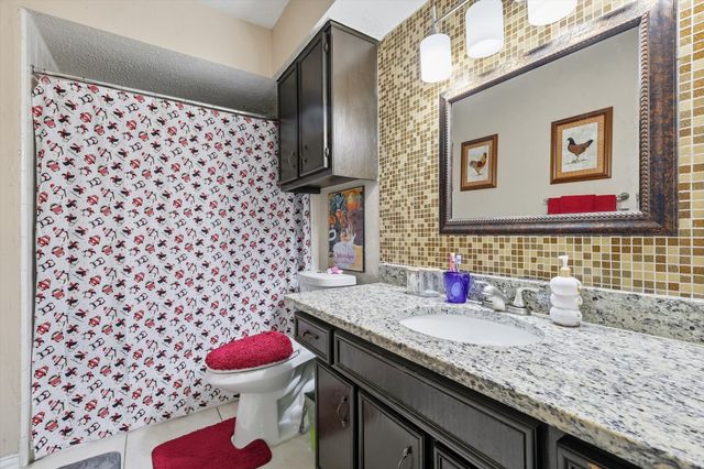 1519 Rocky Point Drive, Lewisville, TX 75077