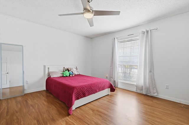 1519 Rocky Point Drive, Lewisville, TX 75077