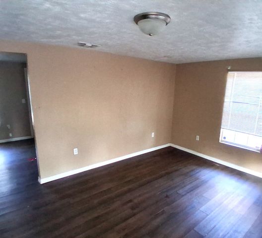 1216 W 6th Street, Texarkana, TX 75501