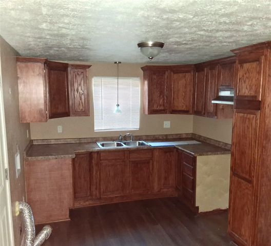 1216 W 6th Street, Texarkana, TX 75501