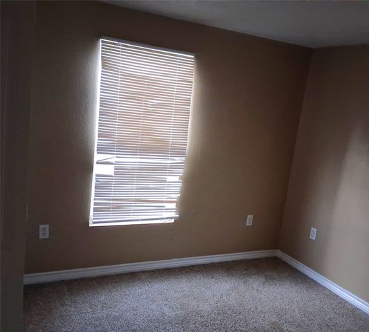 1216 W 6th Street, Texarkana, TX 75501