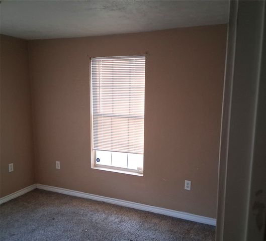 1216 W 6th Street, Texarkana, TX 75501