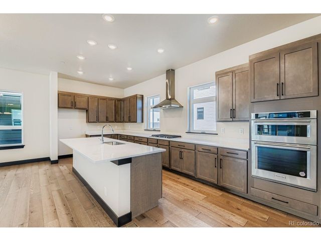 1768 Peak Loop, Broomfield, CO 80023