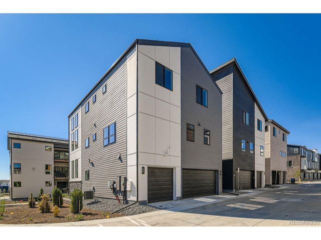 1768 Peak Loop, Broomfield, CO 80023