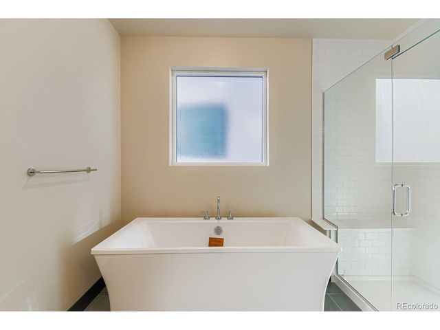 1768 Peak Loop, Broomfield, CO 80023