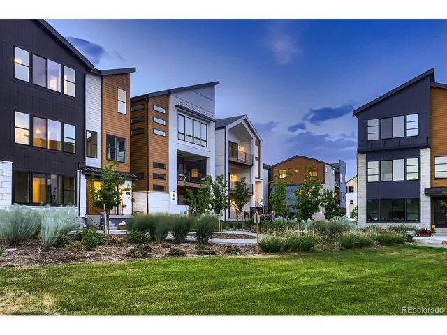 1768 Peak Loop, Broomfield, CO 80023