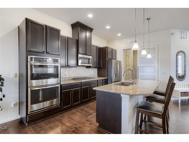 8270 S Jackson Gap Ct, Aurora, CO 80016
