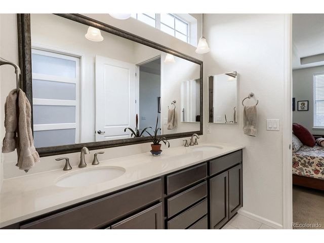 8270 S Jackson Gap Ct, Aurora, CO 80016