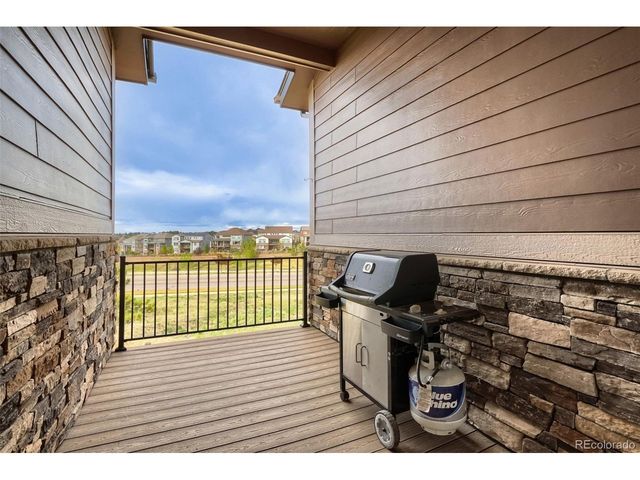 8270 S Jackson Gap Ct, Aurora, CO 80016