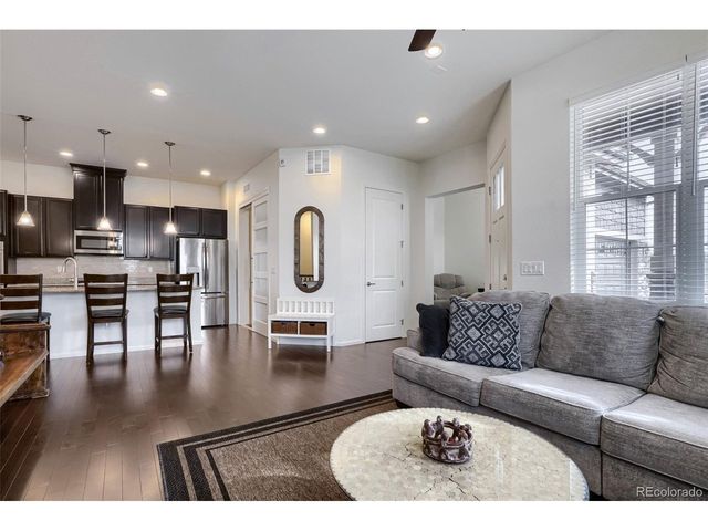 8270 S Jackson Gap Ct, Aurora, CO 80016