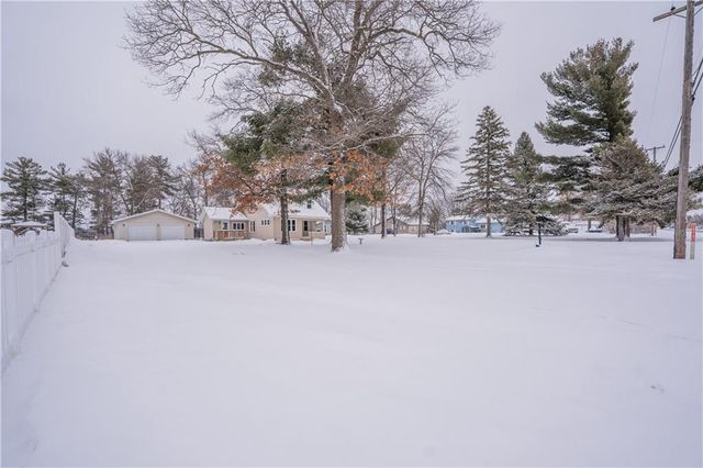 19740 70th Avenue, Chippewa Falls, WI 54729