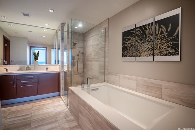 1555 Kapiolani Boulevard 1105, Honolulu, HI 96814