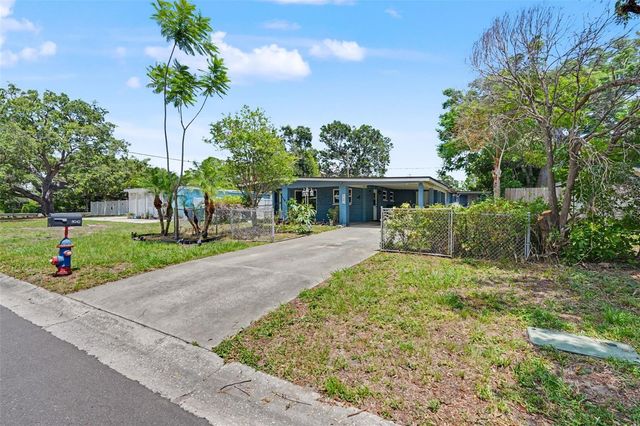 8042 91ST TERRACE, Seminole, FL 33777