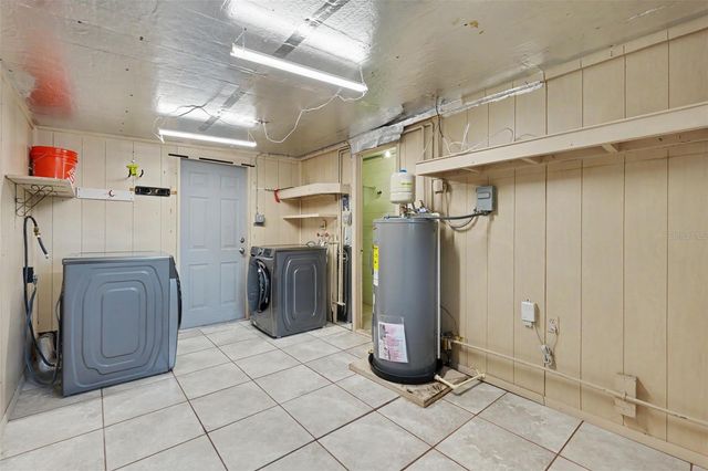 8042 91ST TERRACE, Seminole, FL 33777