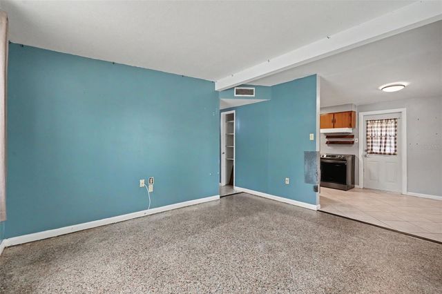 8042 91ST TERRACE, Seminole, FL 33777