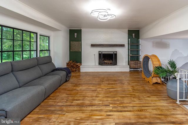 3659 GREENWOOD TER, Chalfont, PA 18914