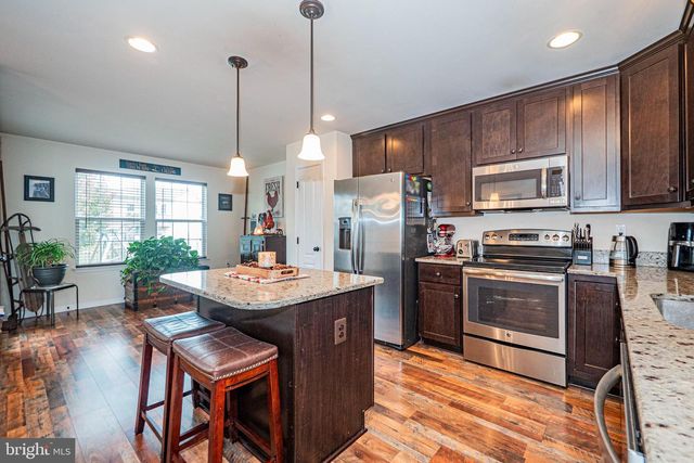79 KENSINGTON TER, Martinsburg, WV 25405