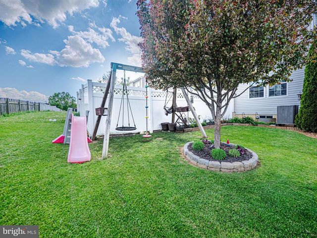 79 KENSINGTON TER, Martinsburg, WV 25405