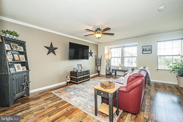79 KENSINGTON TER, Martinsburg, WV 25405