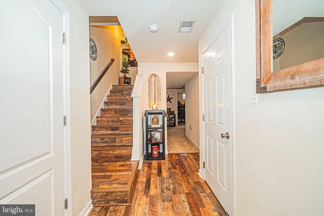 79 KENSINGTON TER, Martinsburg, WV 25405