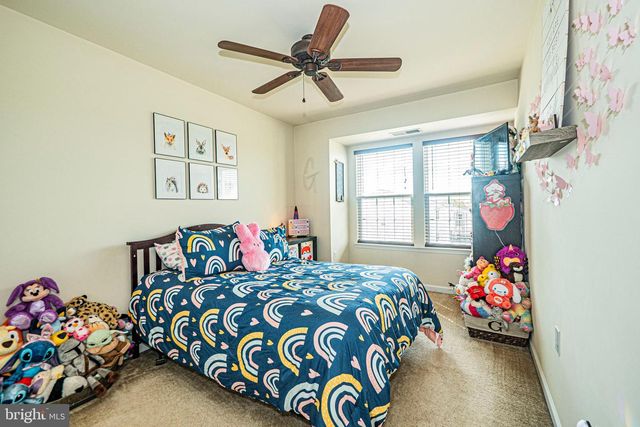 79 KENSINGTON TER, Martinsburg, WV 25405