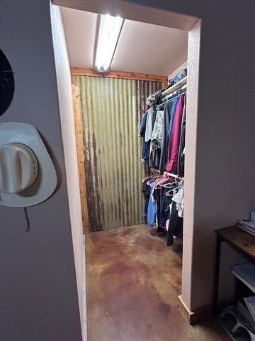 8105 N 428, Adair, OK 74330
