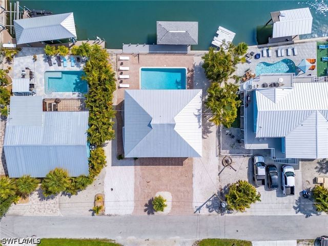 3 Pepita ST, Fort Myers Beach, FL 33931