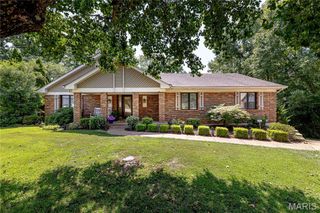 3008 Oakvilla Manor Court, Oakville, MO 63129