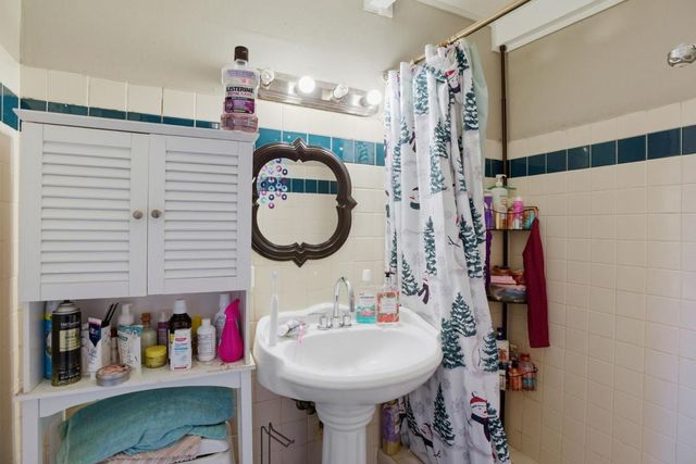 2548 Hazelwood Way, East Palo Alto, CA 94303