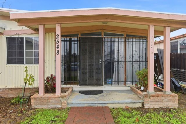 2548 Hazelwood Way, East Palo Alto, CA 94303